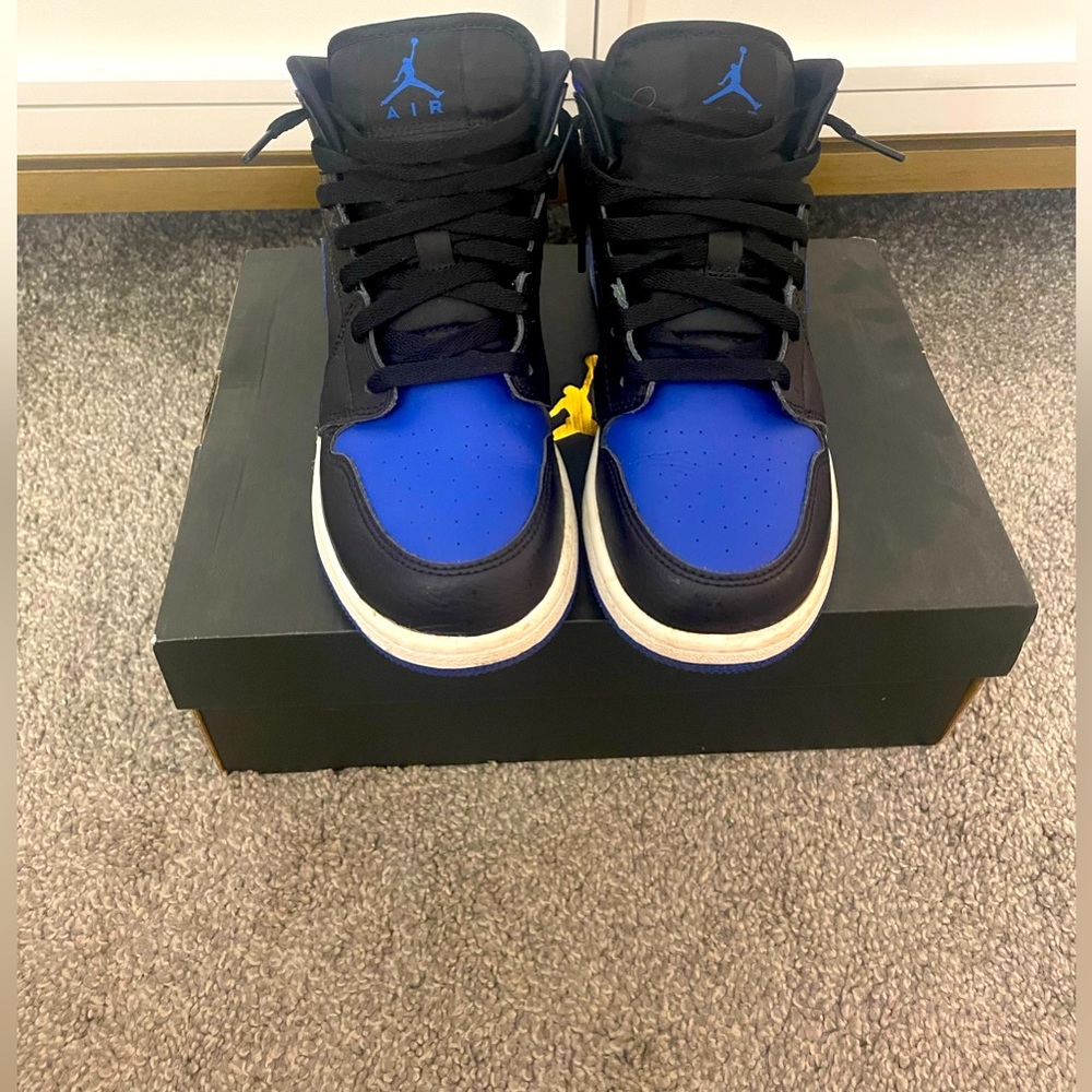 Air Jordan 1 Mid